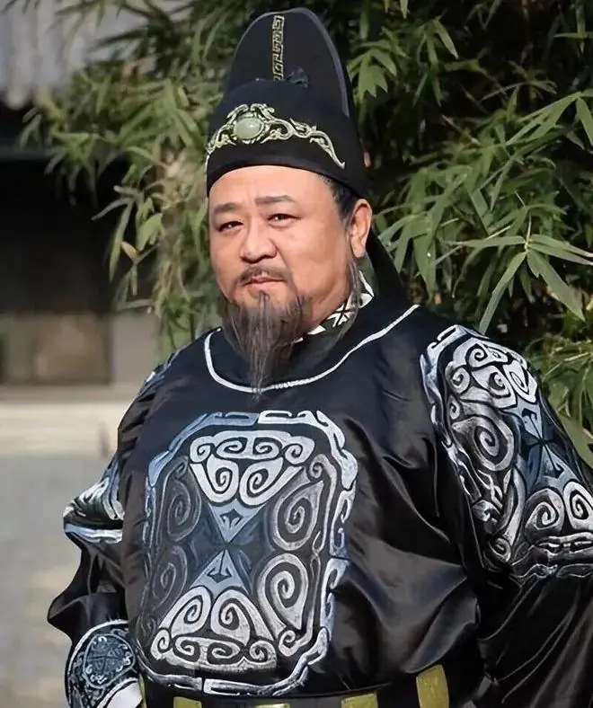 演员梁冠华:我这辈子最正确的决定，就是娶了倒追我的导演妻子